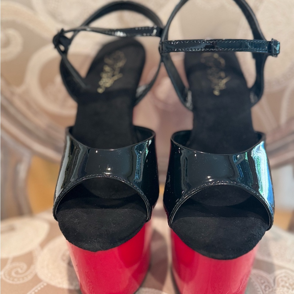 Size 9 Pleaser Adore 709 Black and Ted Platform Heels